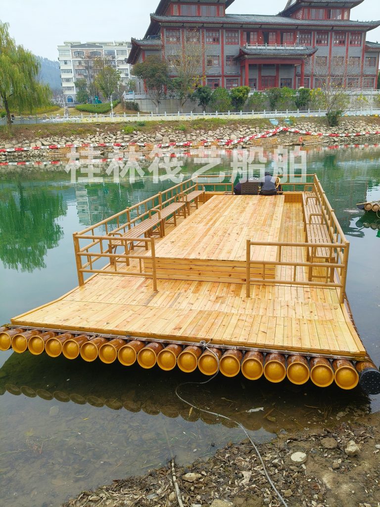 江西仙女湖竹筏船项目